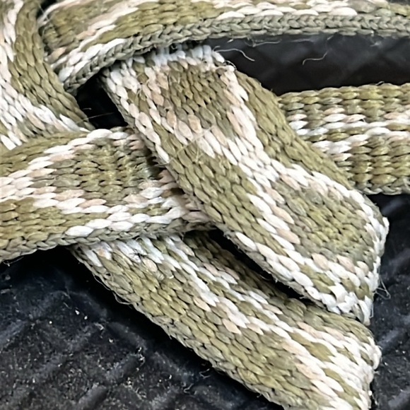 Chaco Cloud Strappy green beige tan Toe Outdoor Sandals size 7 - Picture 3 of 13